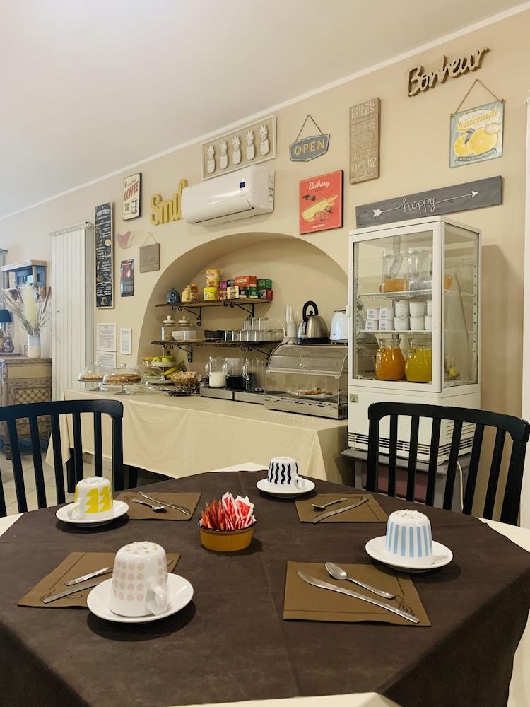 Al Casale Del Veio Hotel